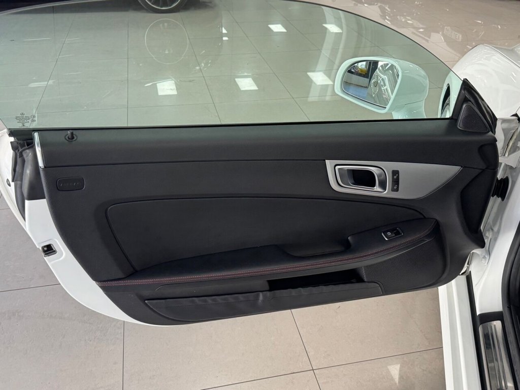 Used Mercedes-Benz SLK 2015 for sale - 76105950: Photo 35