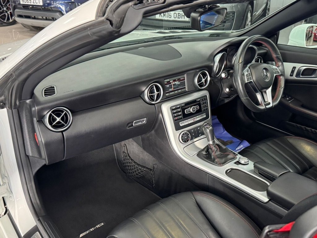 Used Mercedes-Benz SLK 2015 for sale - 76105950: Photo 45