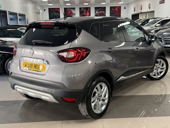 Used Renault Captur 2018 for sale - 77667426: Photo