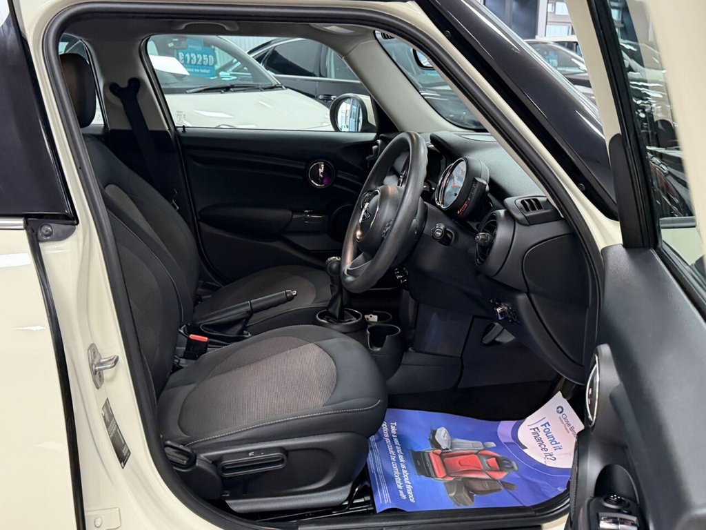 Used MINI Hatch 2019 for sale - 76323052: Photo 17