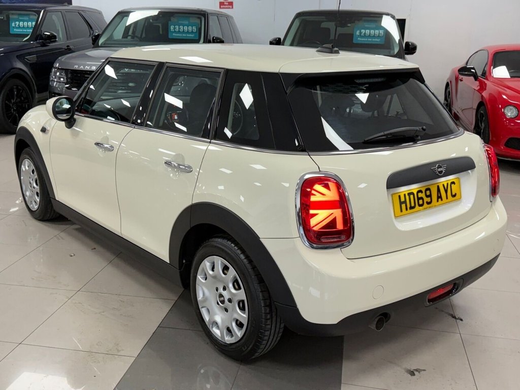 Used MINI Hatch 2019 for sale - 76323052: Photo 3