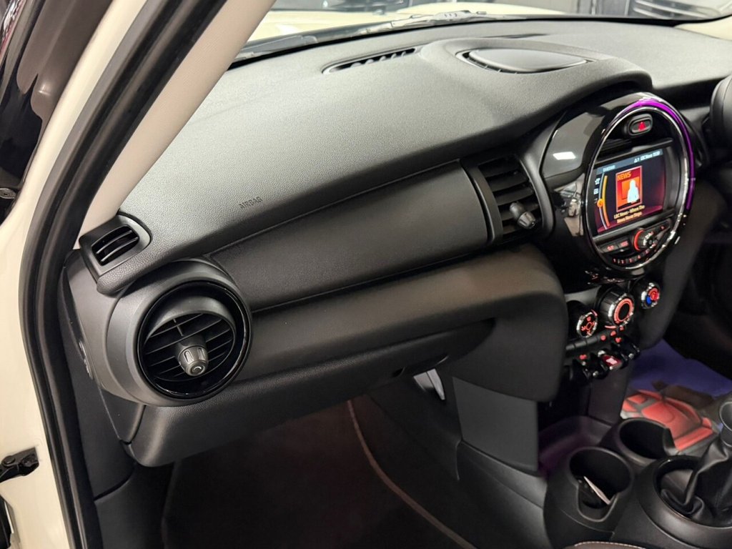 Used MINI Hatch 2019 for sale - 76323052: Photo 36
