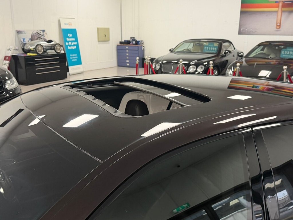 Used Porsche Panamera 2011 for sale - 77139637: Photo 11