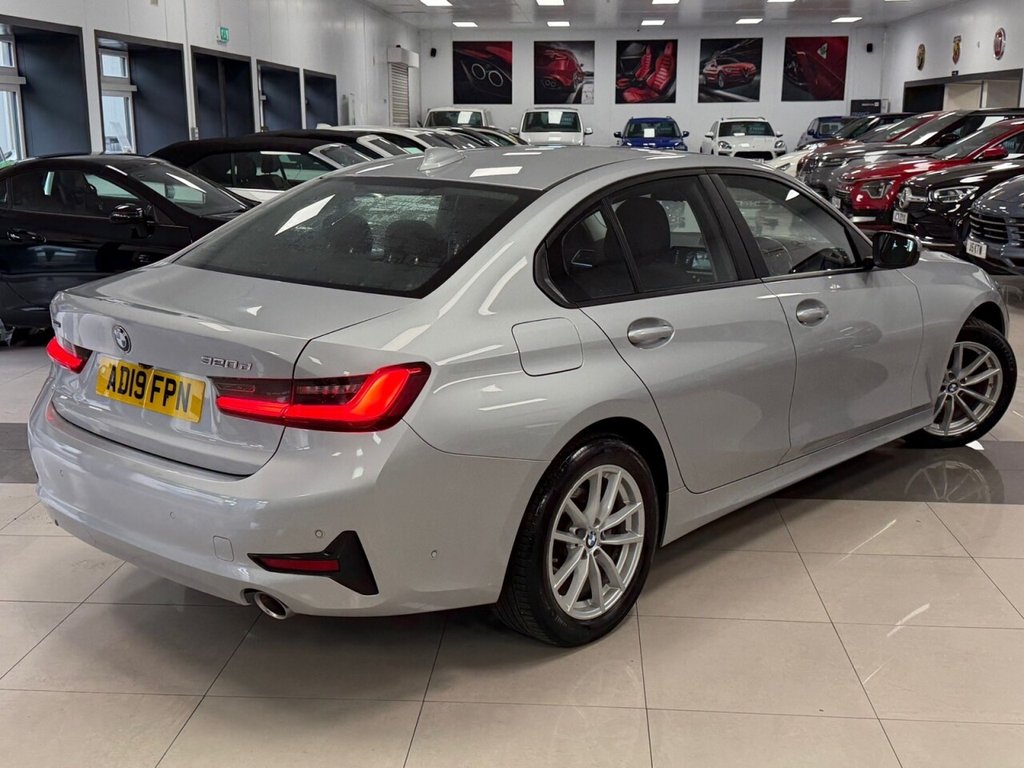 Used BMW 3 Series 2019 for sale - 78068710: Photo 2