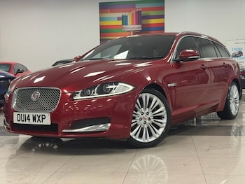 Used Jaguar XF 2014 for sale - 76496234: Photo