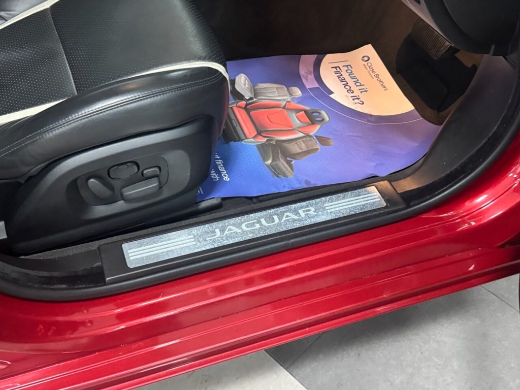 Used Jaguar XF 2014 for sale - 76496234: Photo 23