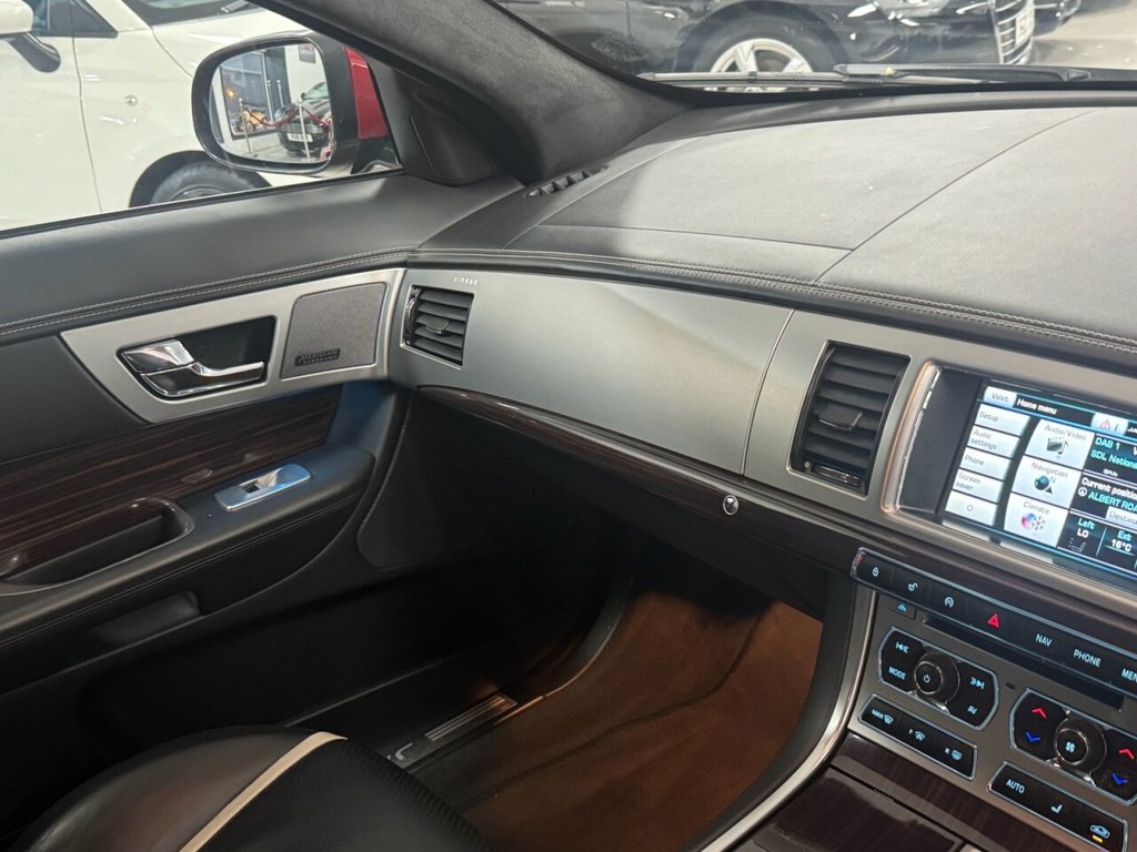 Used Jaguar XF 2014 for sale - 76496234: Photo 34