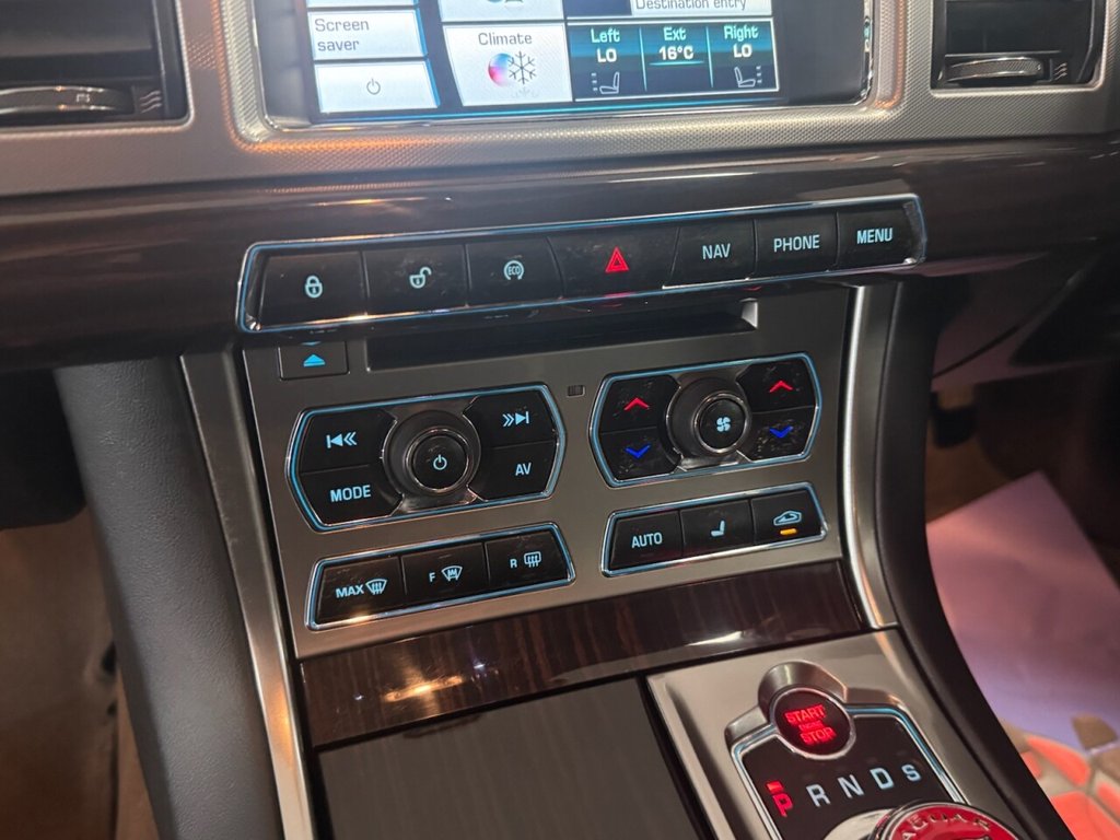 Used Jaguar XF 2014 for sale - 76496234: Photo 49