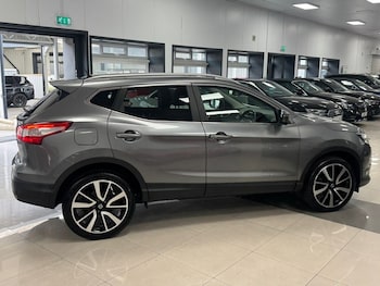 Used Nissan Qashqai 2016 for sale - 76068841: Photo