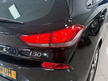 Used Hyundai i30 2018 for sale - 77477329: Photo