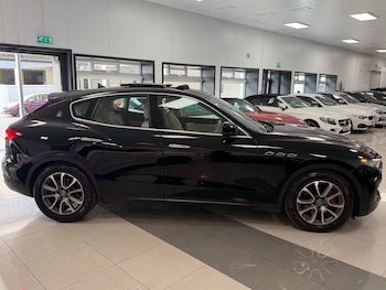 Used Maserati Levante 2018 for sale - 78017962: Photo