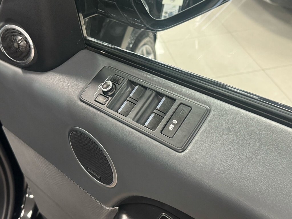 Used Land Rover Range Rover Sport 2014 for sale - 76670579: Photo 24