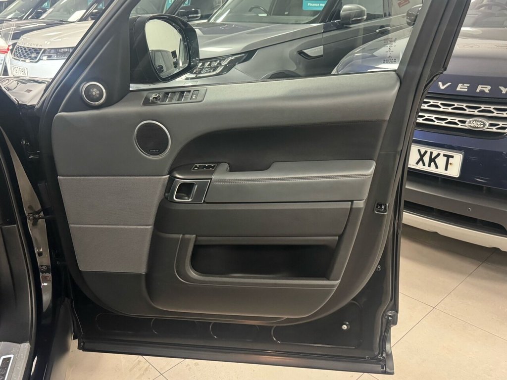 Used Land Rover Range Rover Sport 2014 for sale - 76670579: Photo 35