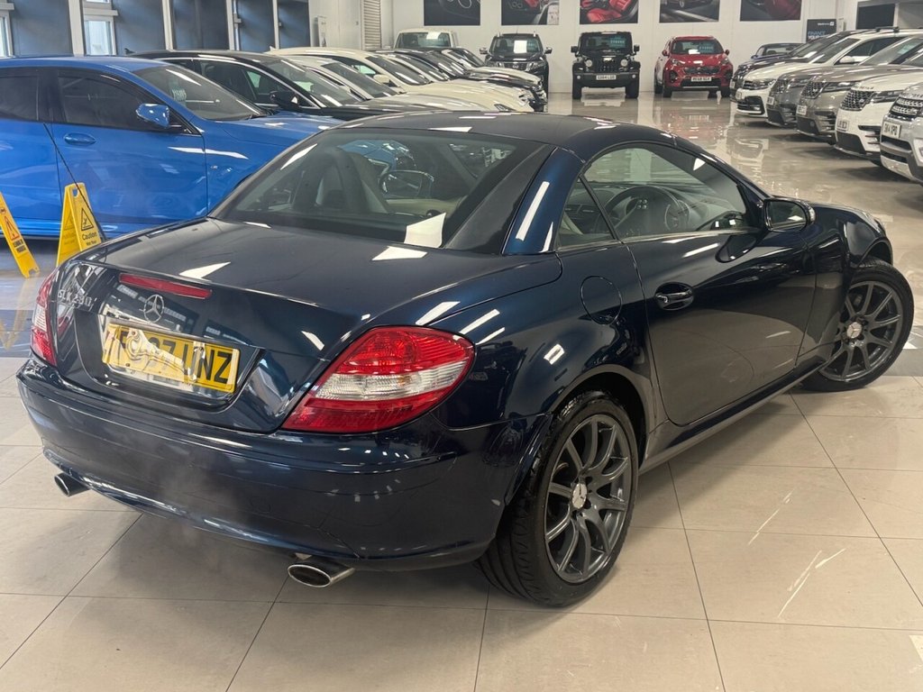 Used Mercedes-Benz SLK 2007 for sale - 76751299: Photo 2