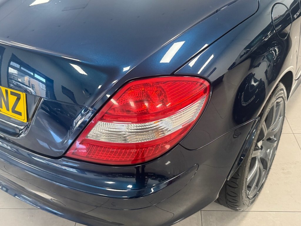 Used Mercedes-Benz SLK 2007 for sale - 76751299: Photo 4