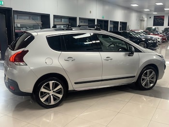 Used Peugeot 3008 2017 for sale - 76376304: Photo