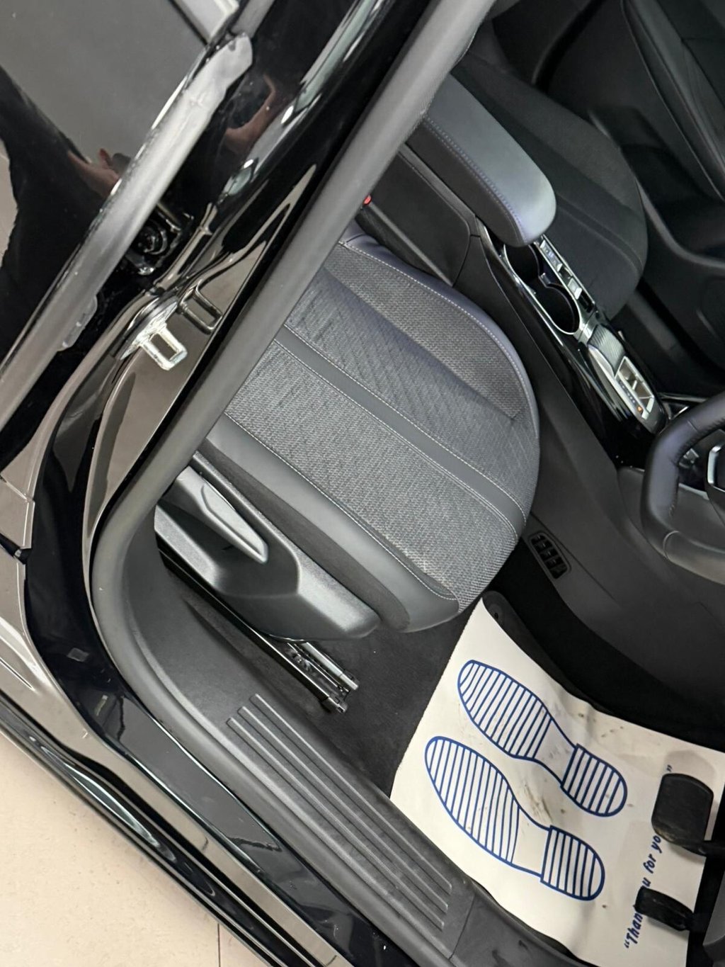 Used Peugeot E-2008 2025 for sale - 77356069: Photo 27