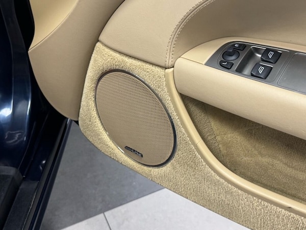 Used Jaguar XKR 2006 for sale - 74904761: Photo 26
