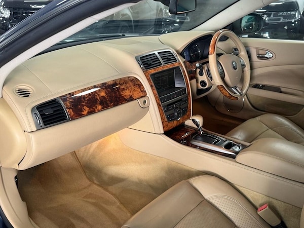Used Jaguar XKR 2006 for sale - 74904761: Photo 36