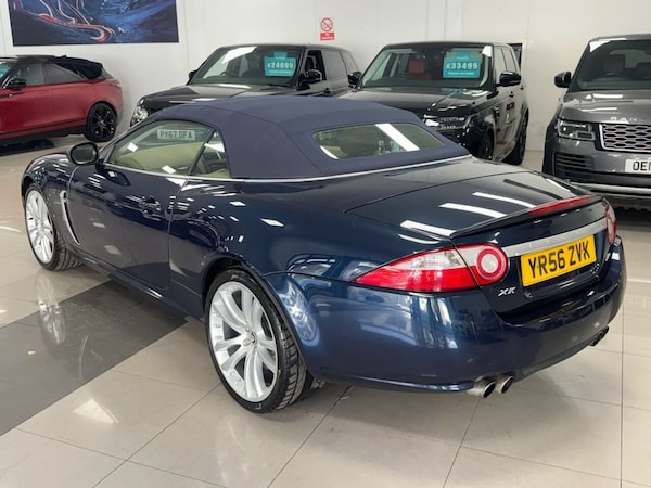 Used Jaguar XKR 2006 for sale - 74904761: Photo 9