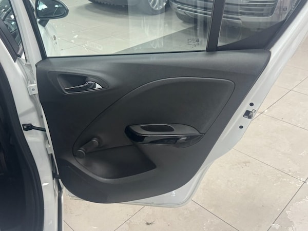 Used Vauxhall Corsa 2016 for sale - 76245154: Photo 31