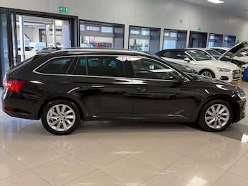 Used Skoda Superb 2022 for sale - 77356740: Photo