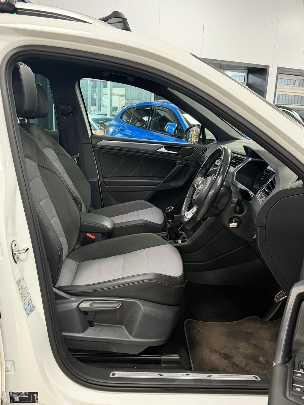 Used Volkswagen Tiguan 2018 for sale - 77161939: Photo 25