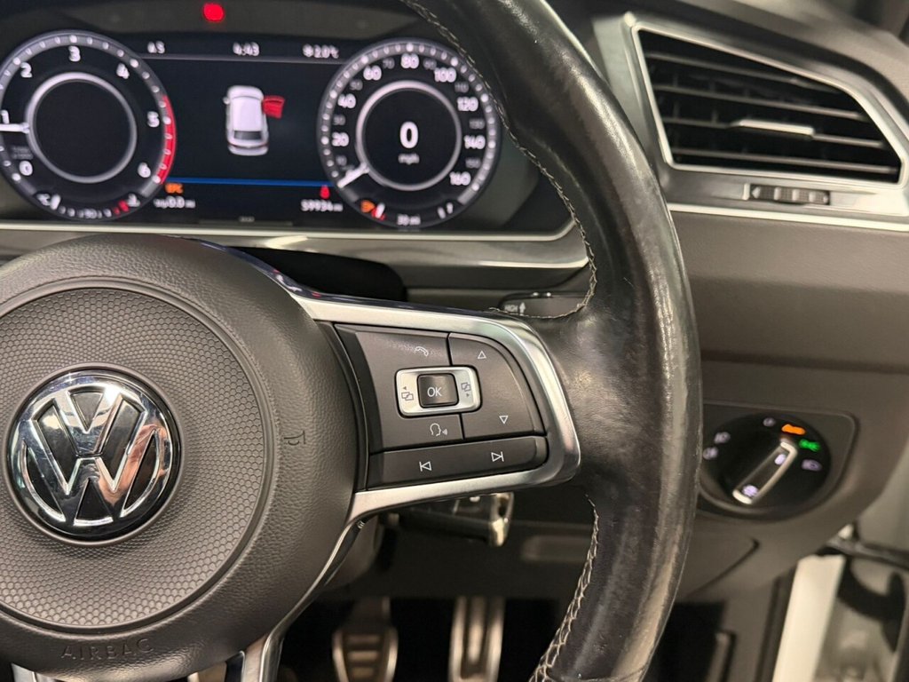 Used Volkswagen Tiguan 2018 for sale - 77161939: Photo 34