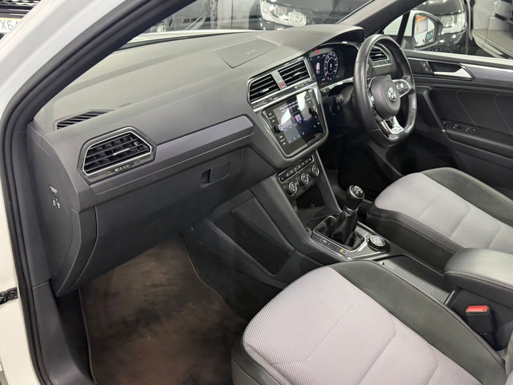 Used Volkswagen Tiguan 2018 for sale - 77161939: Photo 48