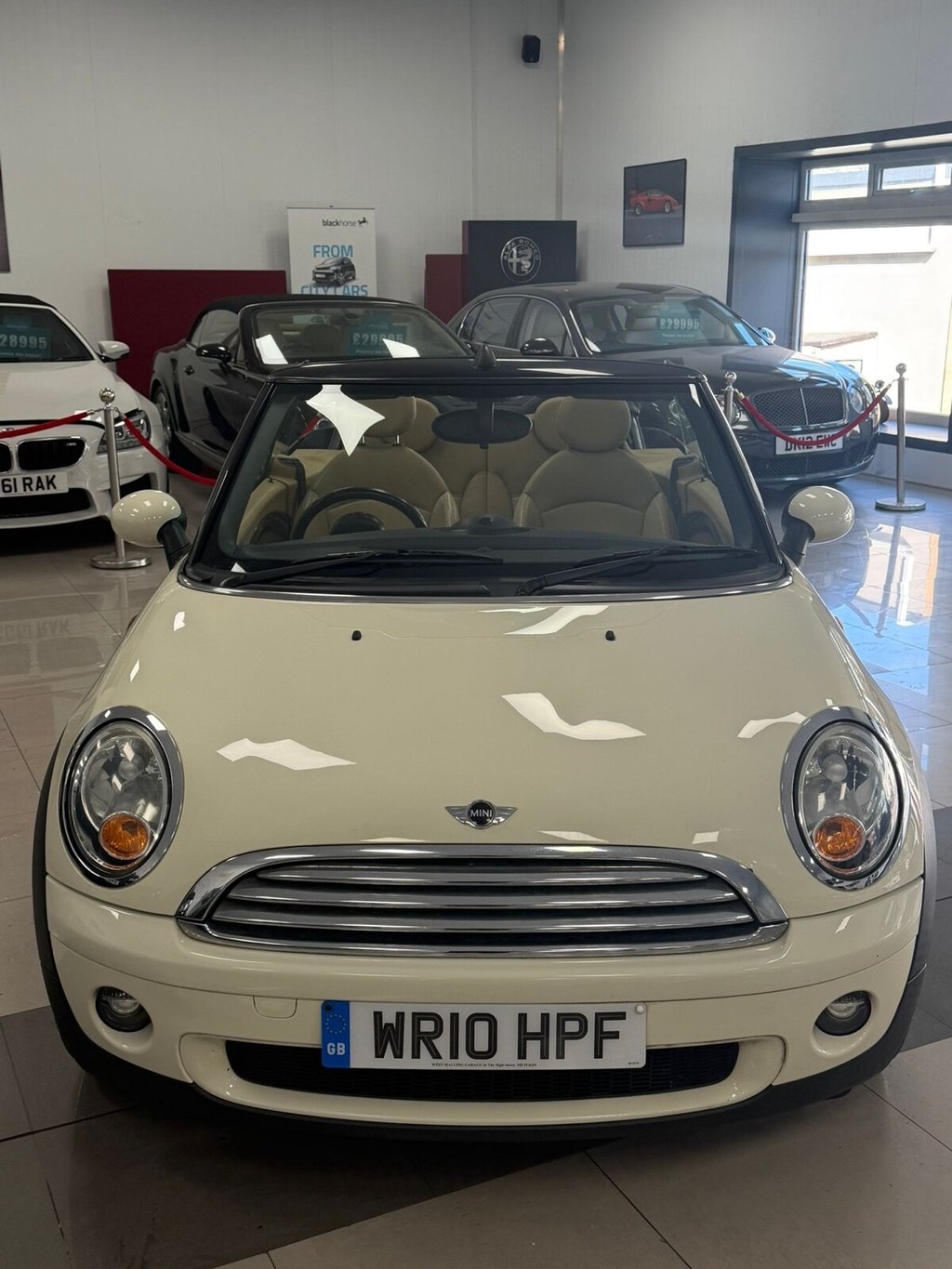 Used MINI Convertible 2010 for sale - 78219324: Photo 14