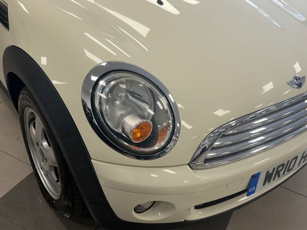 Used MINI Convertible 2010 for sale - 78219324: Photo 17