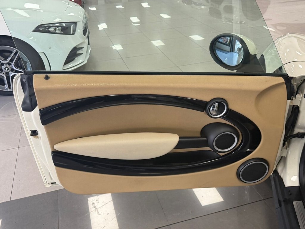 Used MINI Convertible 2010 for sale - 78219324: Photo 20