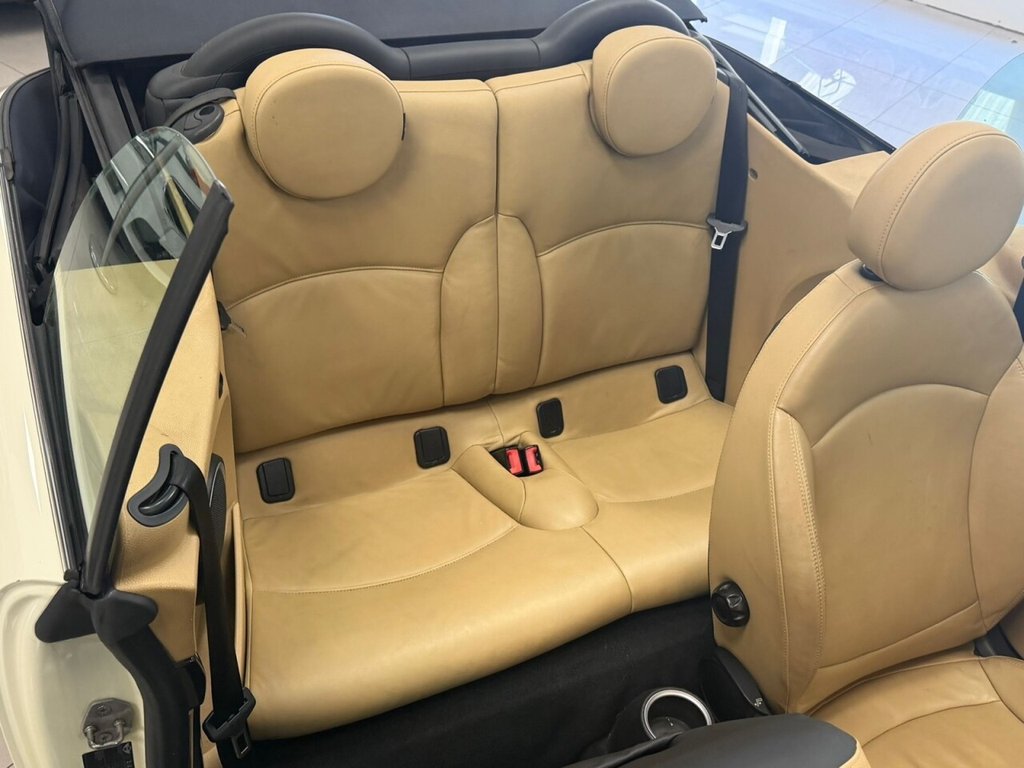 Used MINI Convertible 2010 for sale - 78219324: Photo 25