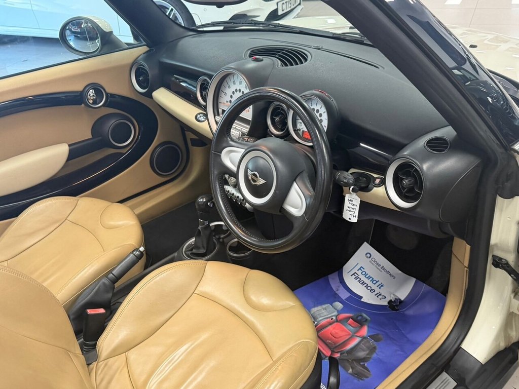 Used MINI Convertible 2010 for sale - 78219324: Photo 27