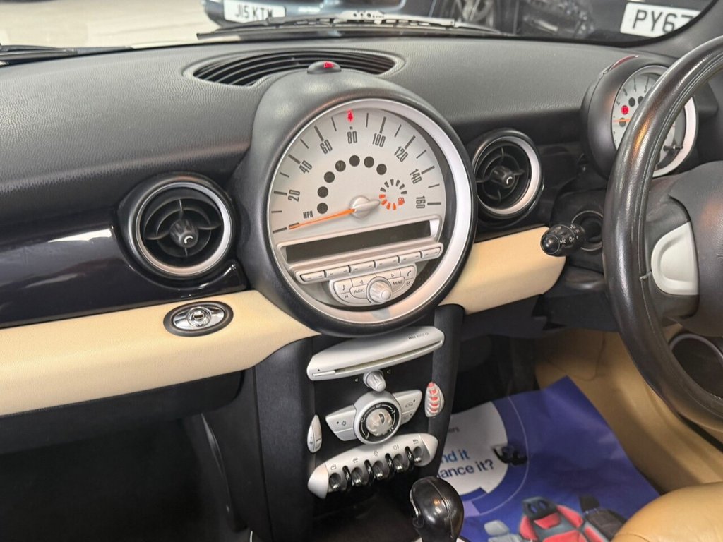 Used MINI Convertible 2010 for sale - 78219324: Photo 29