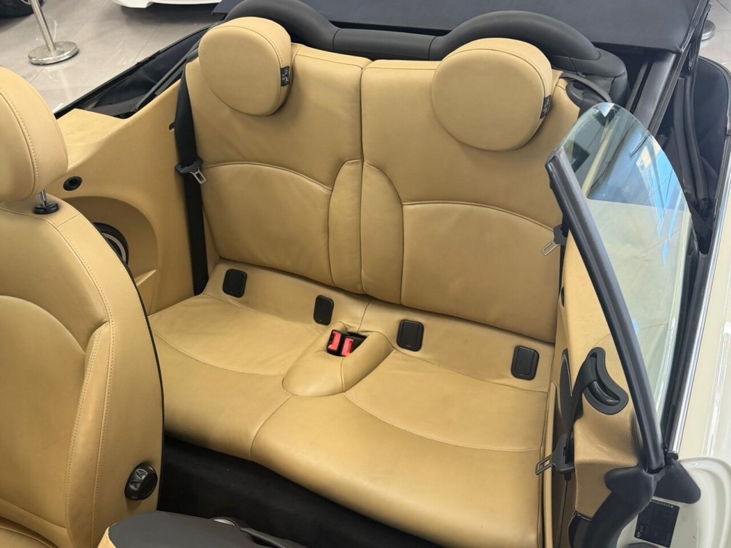 Used MINI Convertible 2010 for sale - 78219324: Photo 33