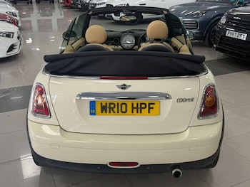 Used MINI Convertible 2010 for sale - 78219324: Photo