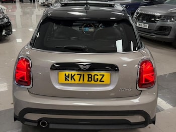 Used MINI Hatch 2021 for sale - 76147667: Photo