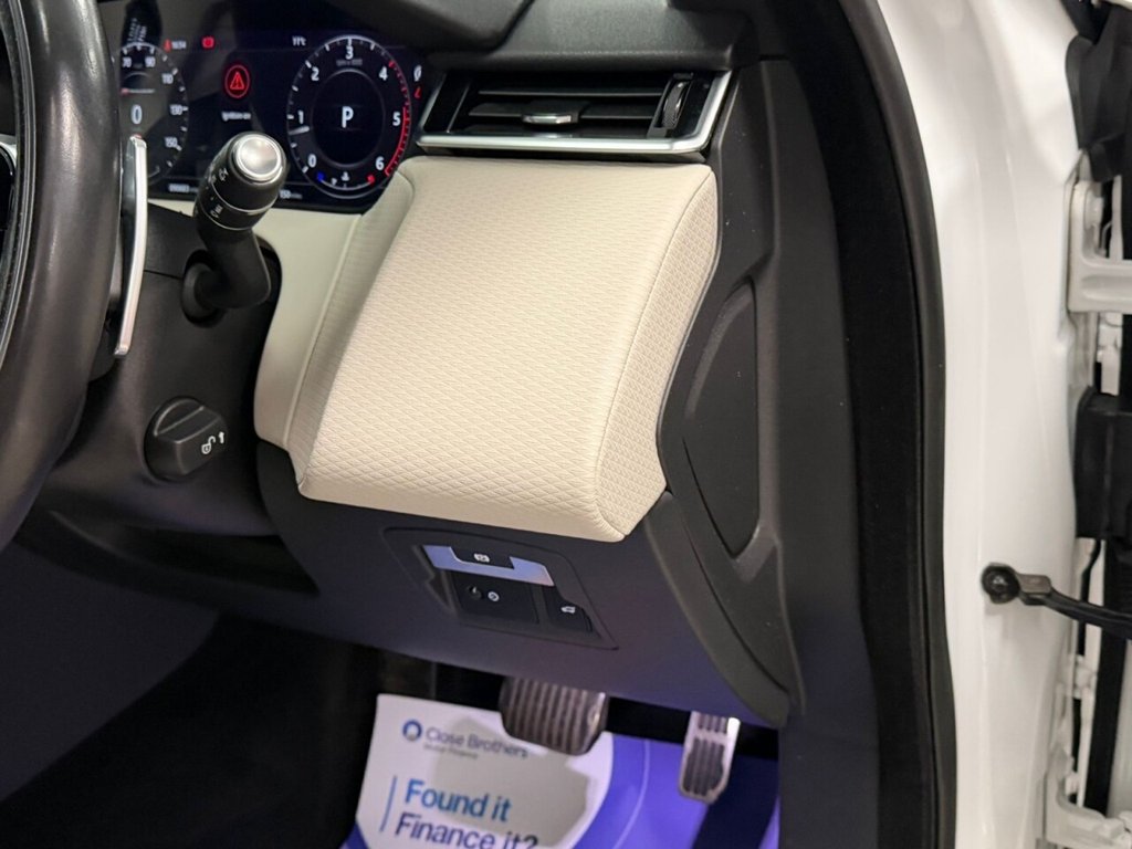 Used Land Rover Range Rover Velar 2019 for sale - 76375956: Photo 31