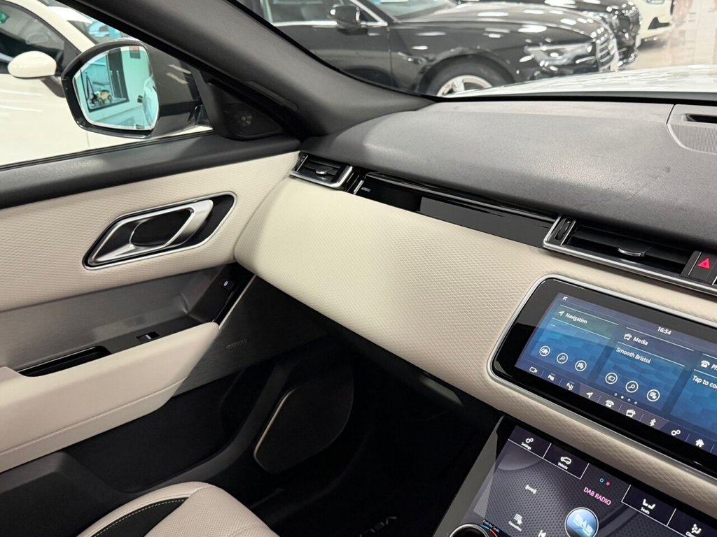 Used Land Rover Range Rover Velar 2019 for sale - 76375956: Photo 35