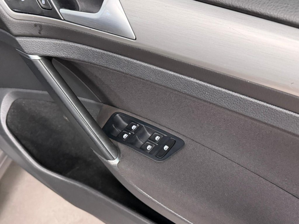 Used Volkswagen Golf 2015 for sale - 76820741: Photo 17