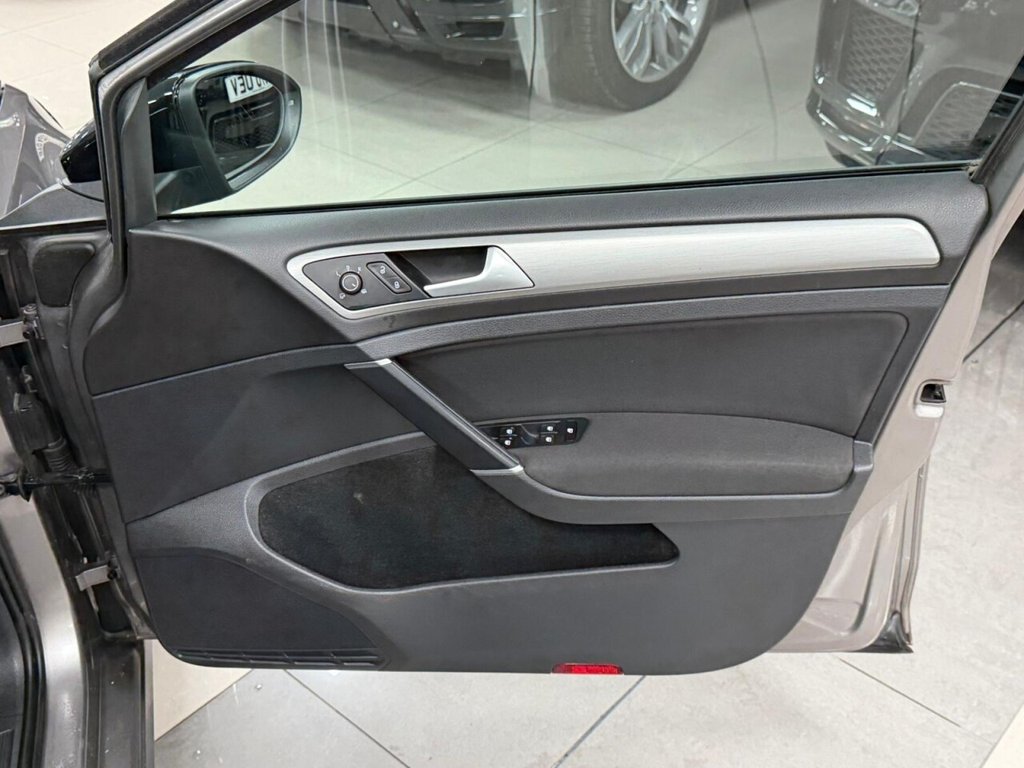 Used Volkswagen Golf 2015 for sale - 76820741: Photo 18