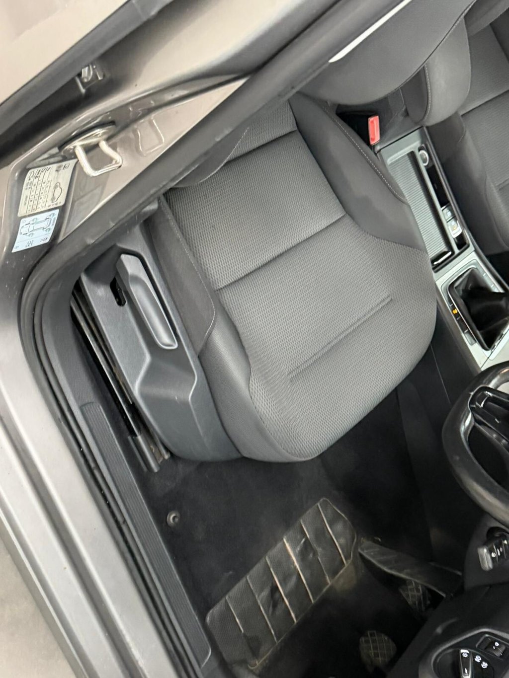 Used Volkswagen Golf 2015 for sale - 76820741: Photo 21