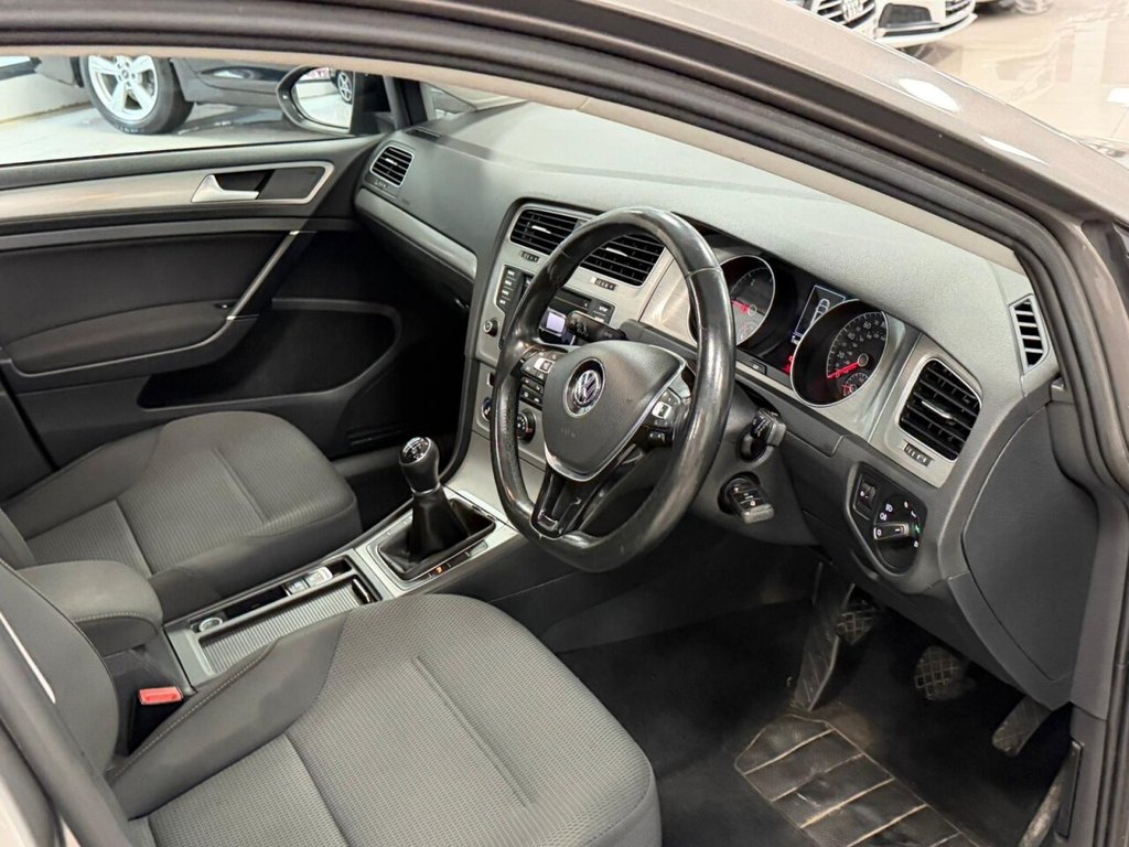 Used Volkswagen Golf 2015 for sale - 76820741: Photo 23