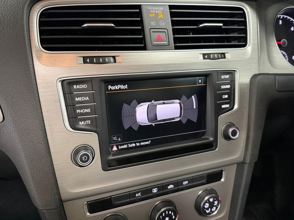 Used Volkswagen Golf 2015 for sale - 76820741: Photo 35