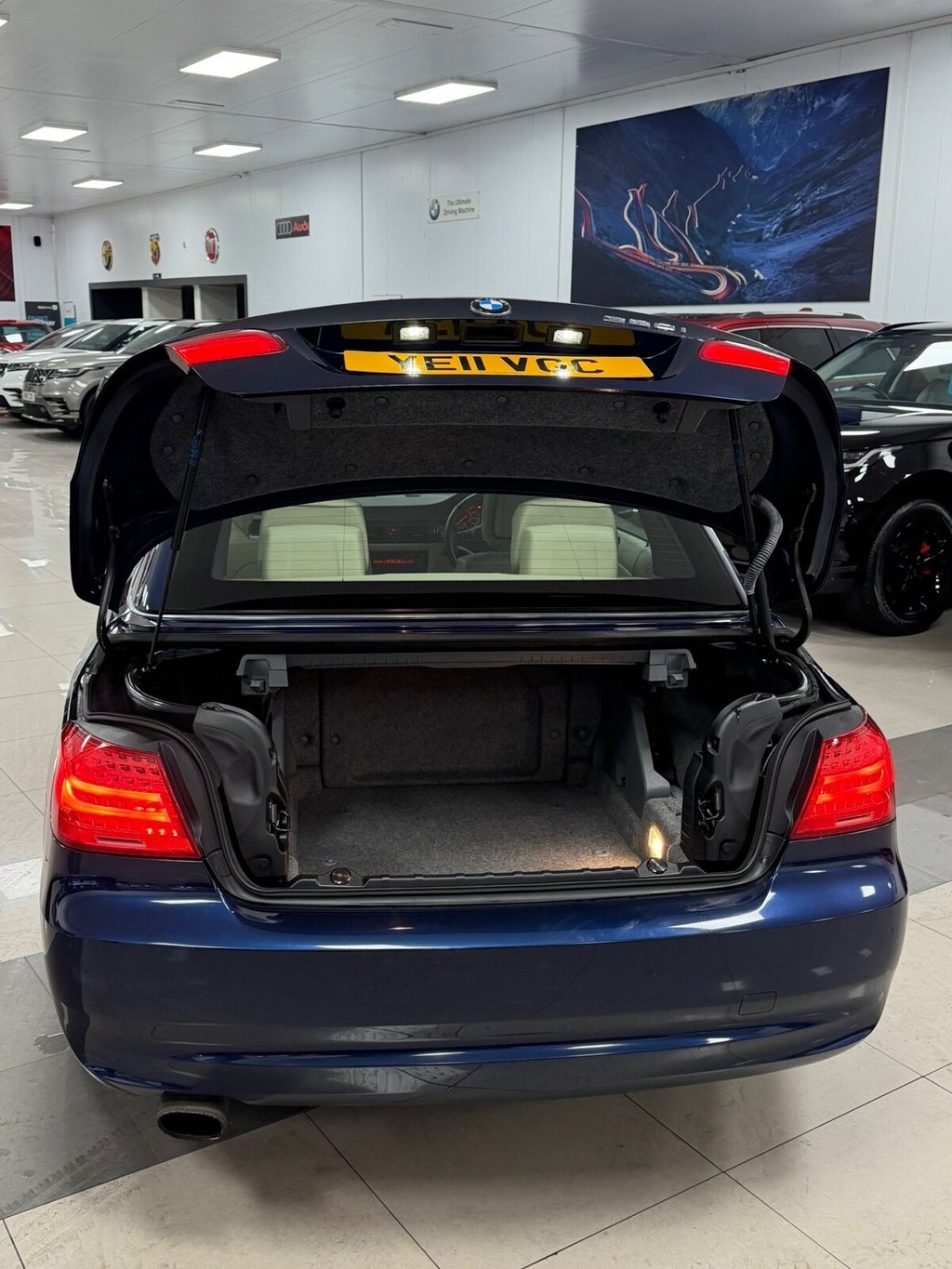 Used BMW 3 Series 2011 for sale - 76454749: Photo 22