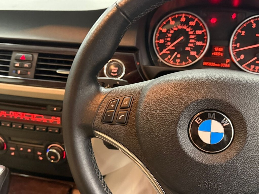 Used BMW 3 Series 2011 for sale - 76454749: Photo 33