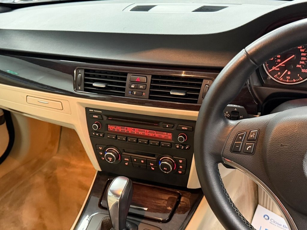 Used BMW 3 Series 2011 for sale - 76454749: Photo 37