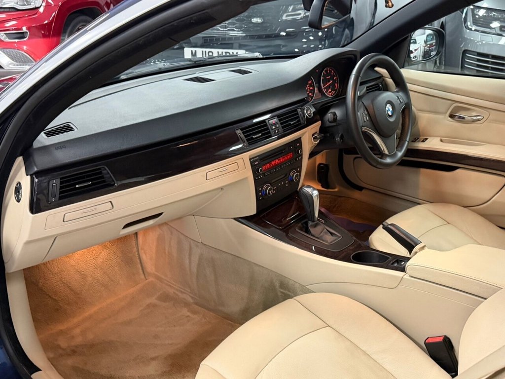 Used BMW 3 Series 2011 for sale - 76454749: Photo 39