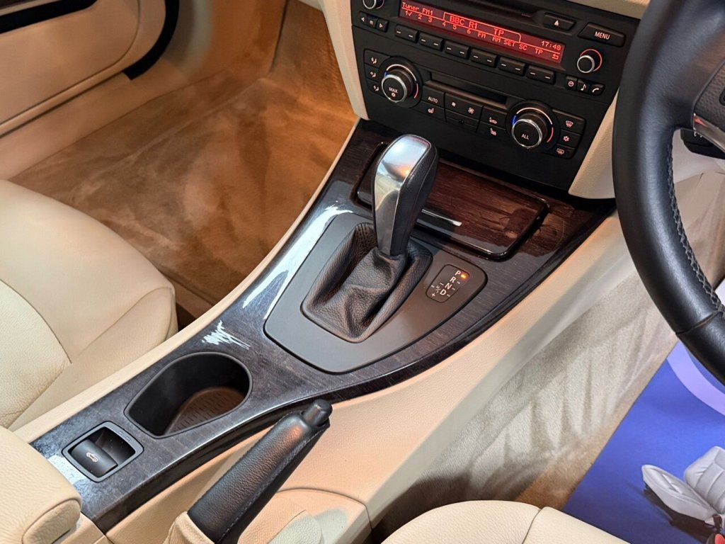 Used BMW 3 Series 2011 for sale - 76454749: Photo 41